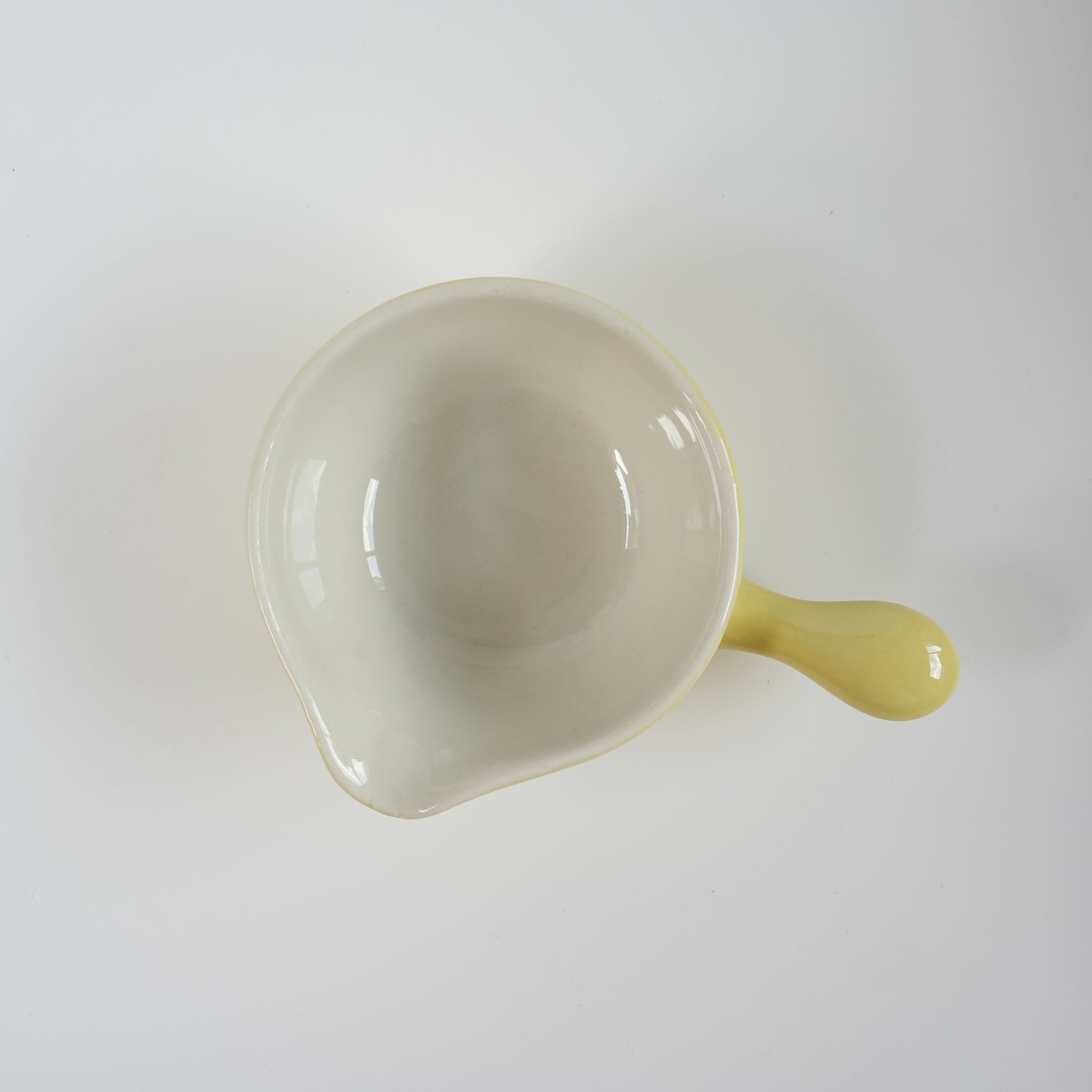 グスタフスベリ ゲフィール（Gefyr）蓋付きココット皿 イエロー