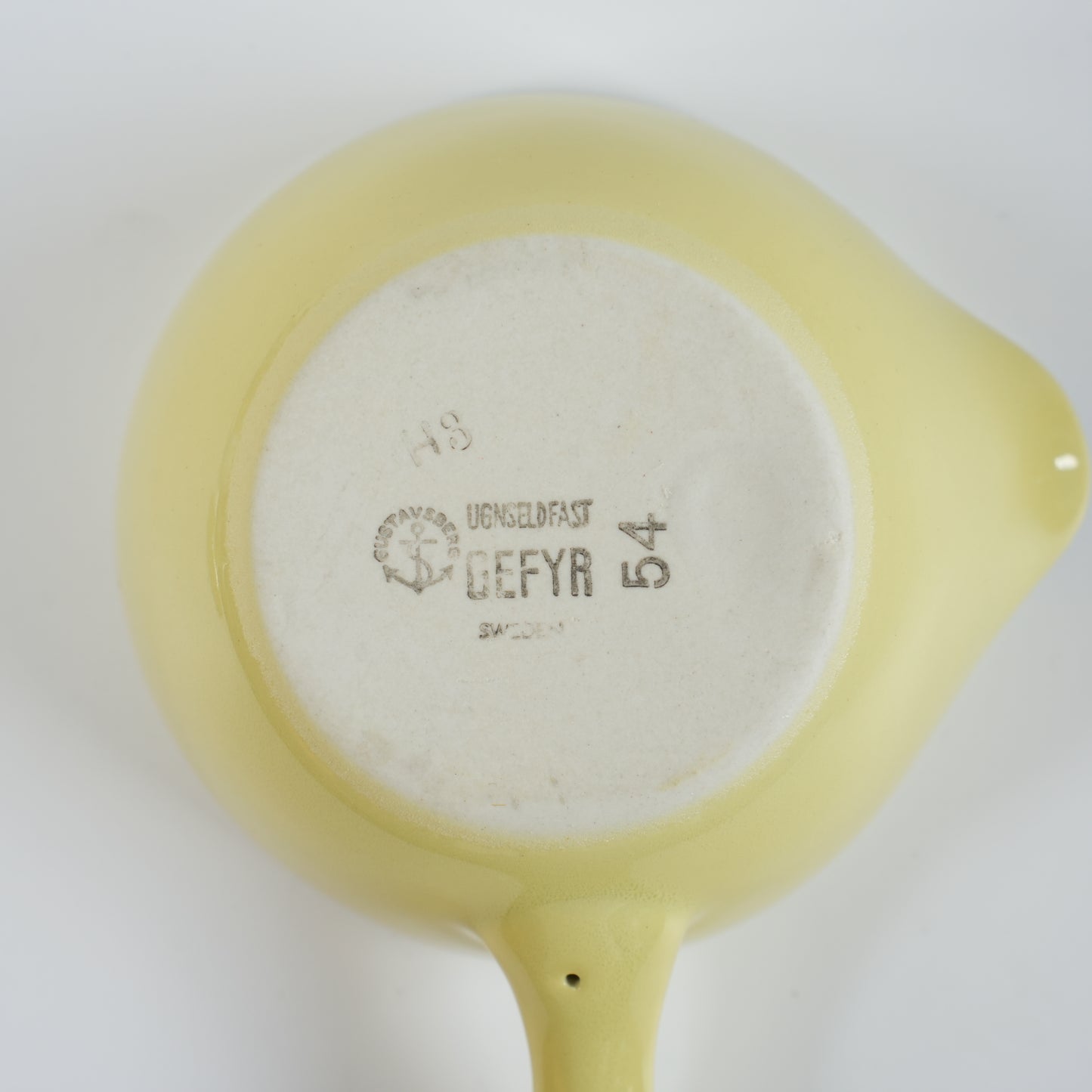 グスタフスベリ ゲフィール（Gefyr）蓋付きココット皿 イエロー