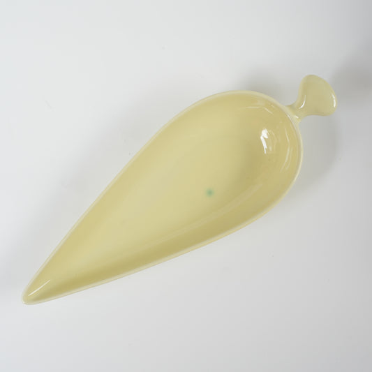 グスタフスベリ ゲフィール（Gefyr）リーフ型プレート 30cm イエロー