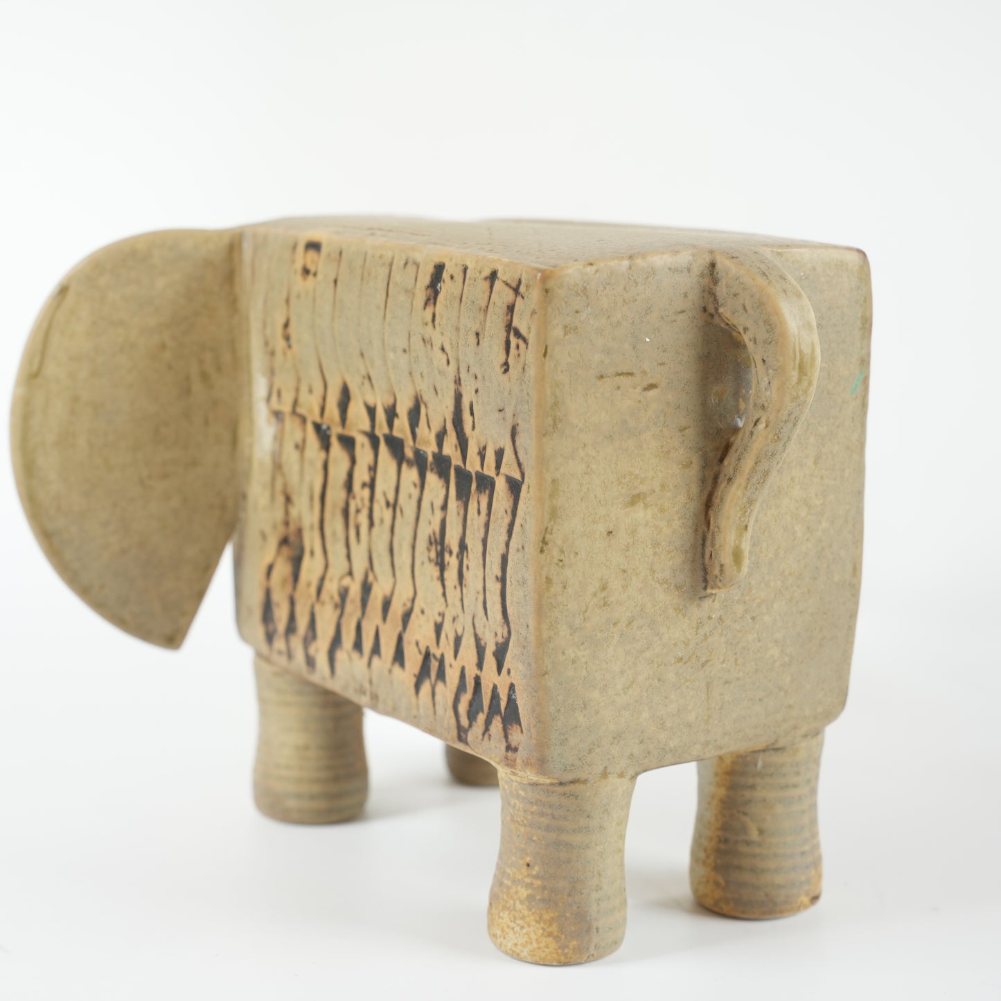 リサ・ラーソン アフリカ（Afrika）ゾウのオブジェ｜Lisa Larson グスタフスベリ