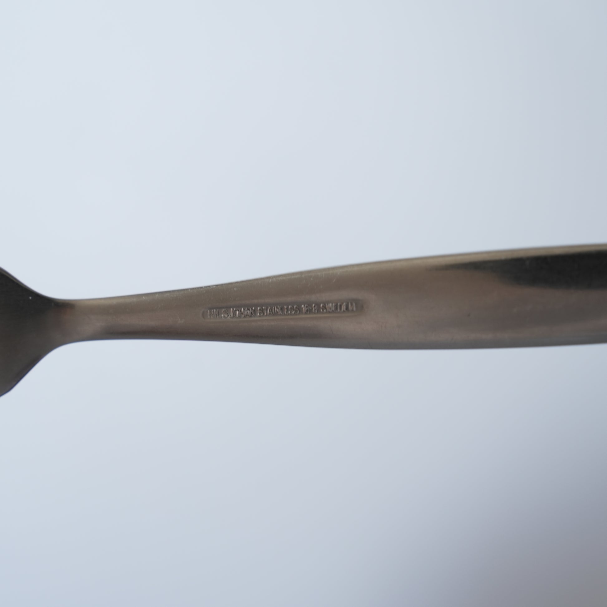 ニルスヨハン（NilsJohan）カプリ（Capri）フォーク 17cm アダム・ティルストルップ 北欧ヴィンテージカトラリー