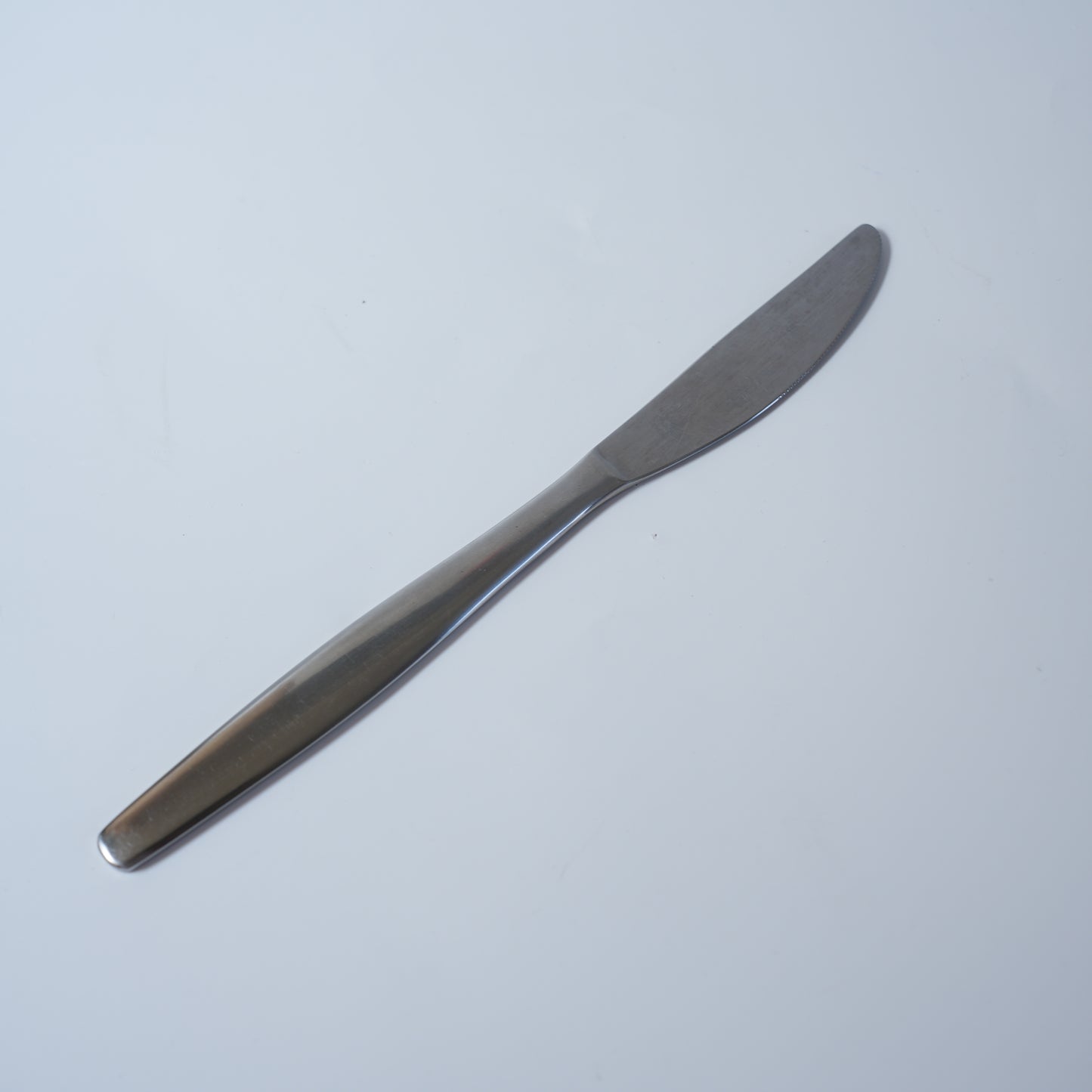 ニルスヨハン（NilsJohan）カプリ（Capri）テーブルナイフ 波刃 19.5cm アダム・ティルストルップ 北欧ヴィンテージカトラリー