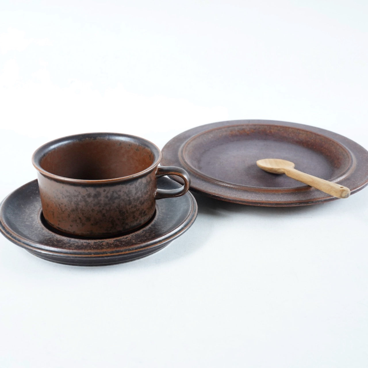 Rare Arabia (ARABIA) Ruska (Ruska) D handle mug & saucer –  北欧食器Tacksamycket / タックショミュッケ