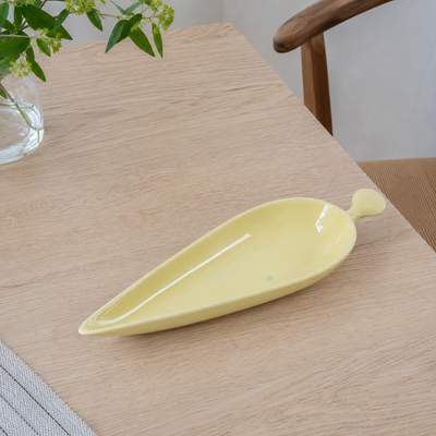 グスタフスベリ ゲフィール（Gefyr）リーフ型プレート 30cm イエロー