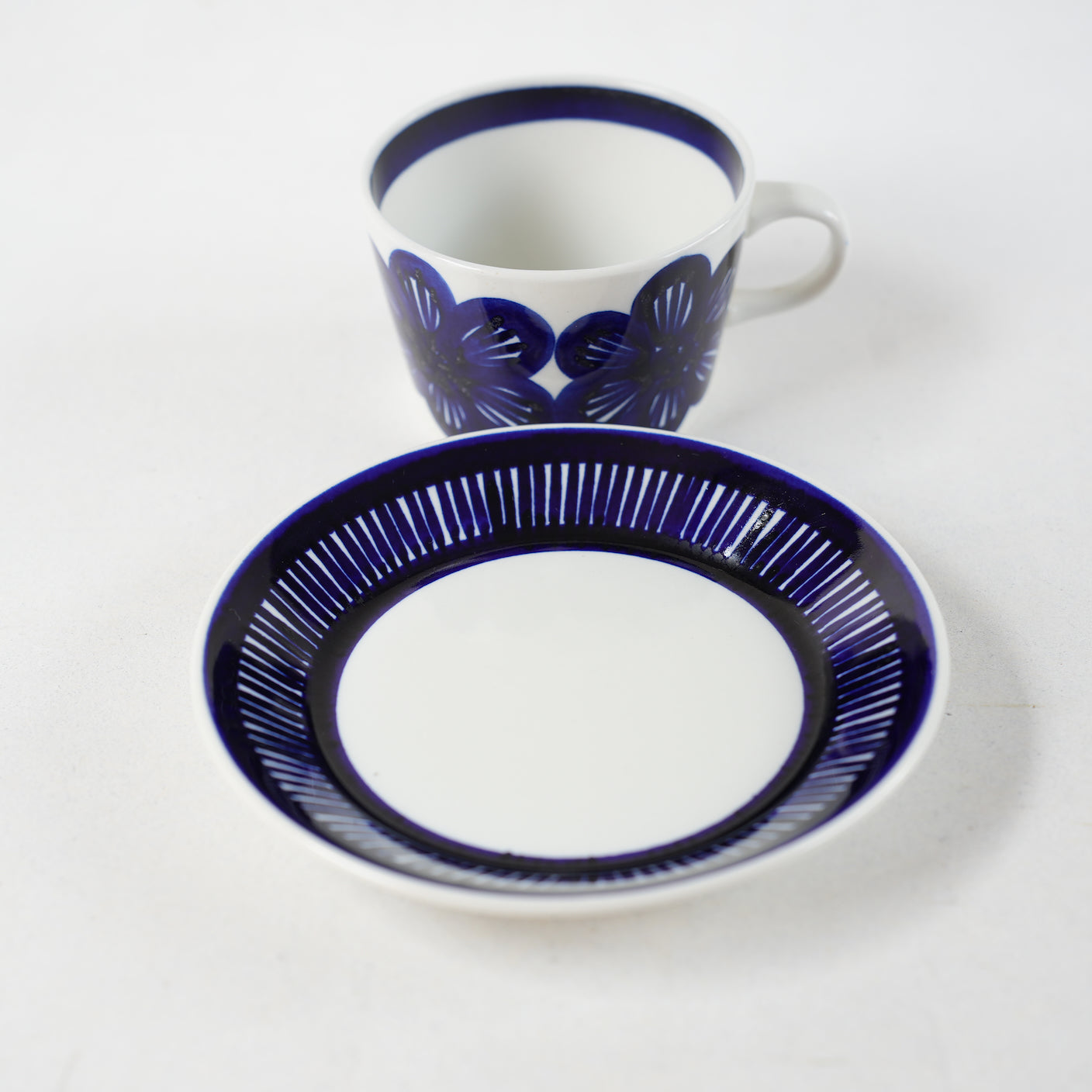 希少 アラビア（ARABIA）サンバ（Samba）カップ＆ソーサー Coffee & Tea Saucers ARABIA   