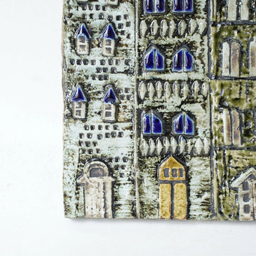 リサ・ラーソン グスタフスベリ ガムラスタン（旧市街）の陶板 - 北欧