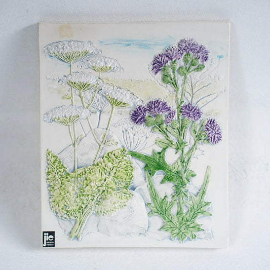 Jii Gantofuta 大陶瓷板 No.865 “盛开的蓟花和蕾丝花的风景”