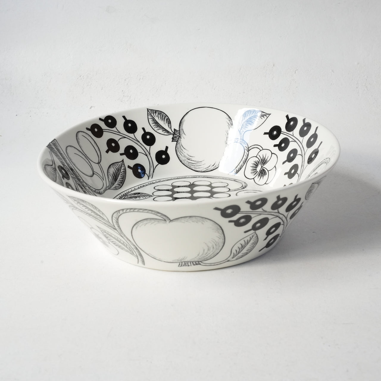 希少サイズ【最初期モデル】アラビア（ARABIA）ブラックパラティッシ（Paratiisi）大サイズ ボウル - ディテール 3