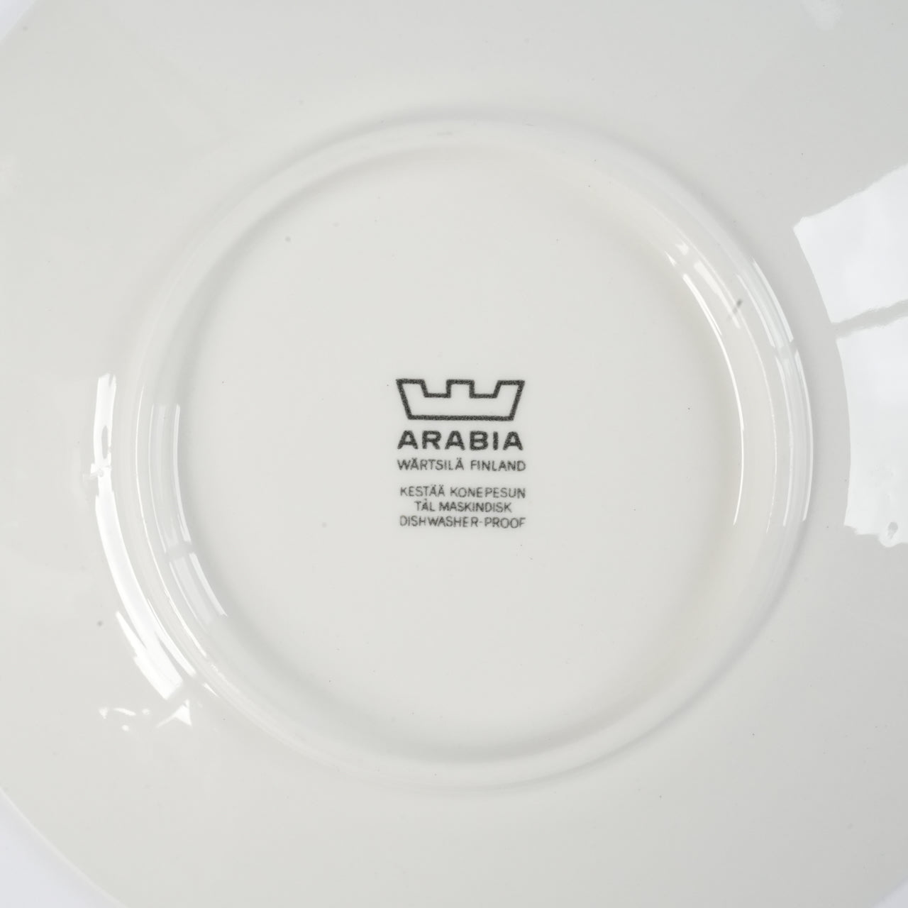 初期モデル アラビア（ARABIA）パラティッシ（Paratiisi）ブラック ティーカップ＆ソーサー - ディテール 12