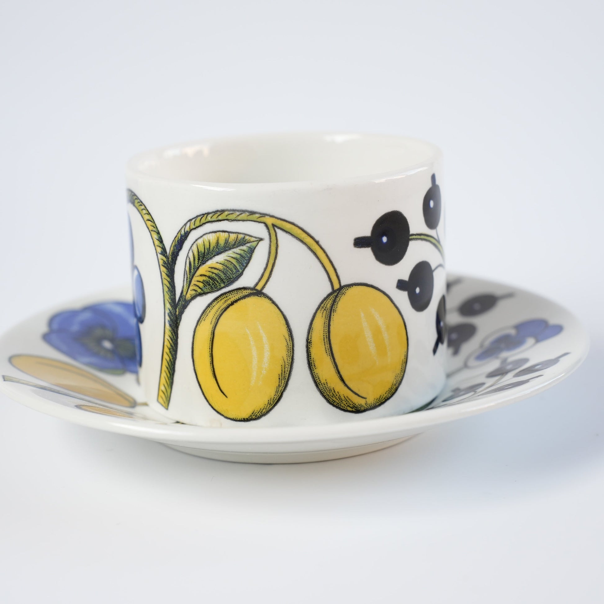 訳あり品【ヴィオラロゴ】アラビア（ARABIA）パラティッシ（Paratiisi）ティーカップ＆ソーサー - ディテール 4