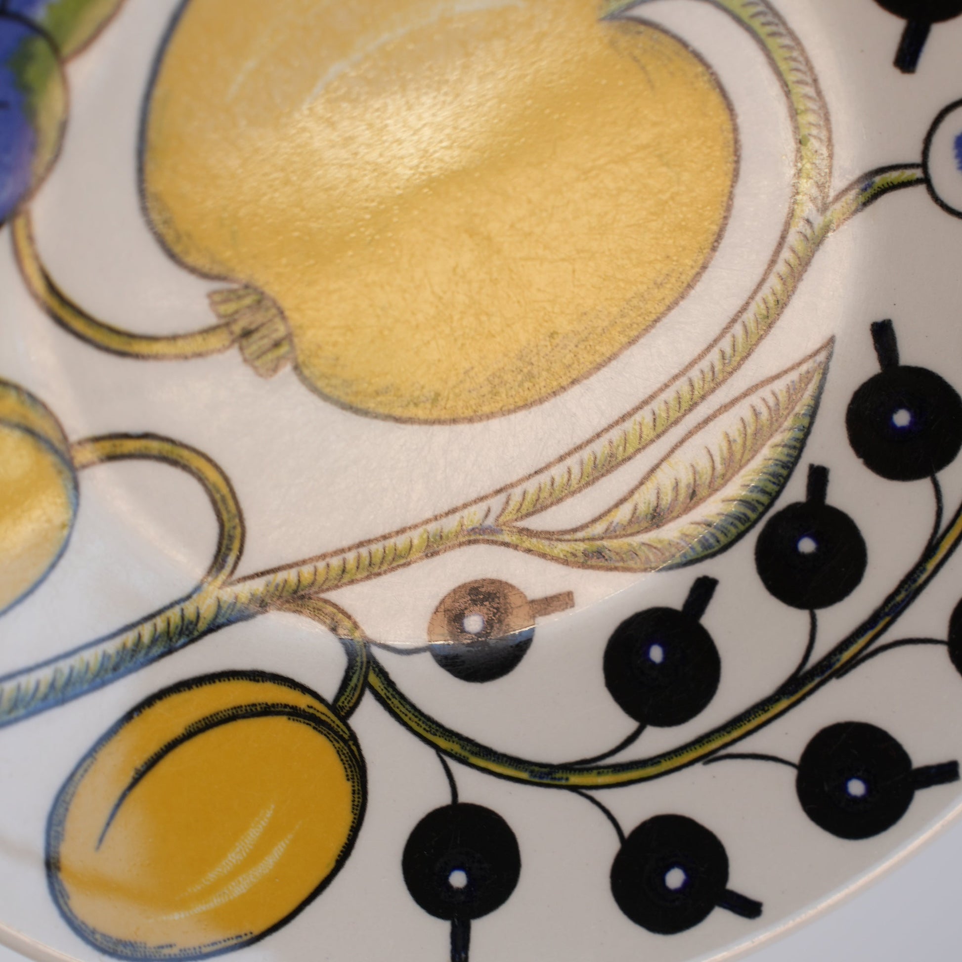 訳あり品【ヴィオラロゴ】アラビア（ARABIA）パラティッシ（Paratiisi）ティーカップ＆ソーサー - ディテール 16