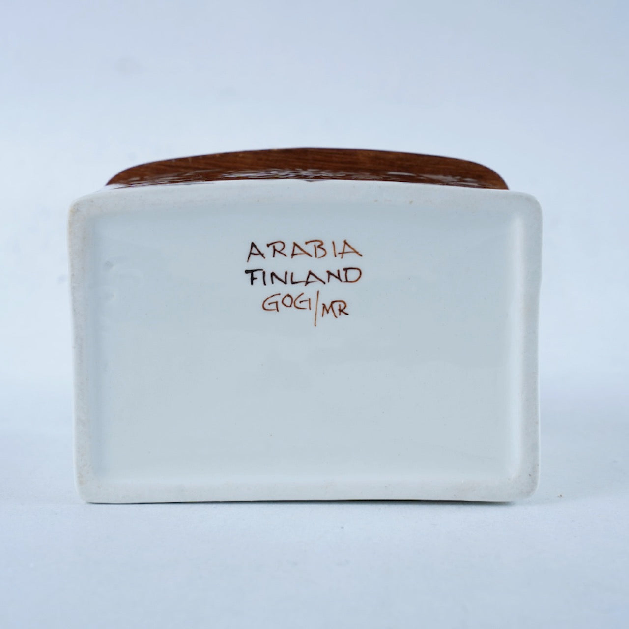 アラビア（ARABIA）アトリエAtelje GOG茶色のソルトボックス | 北欧