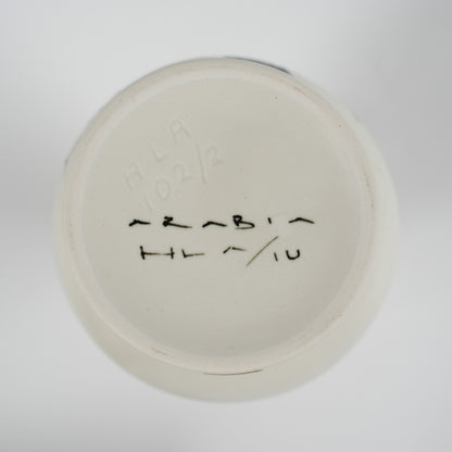 ARABIA ヒルッカ・リーサ・アホラ（HLA）黄色い薔薇 一輪挿し フラワーベース 底面のサイン2