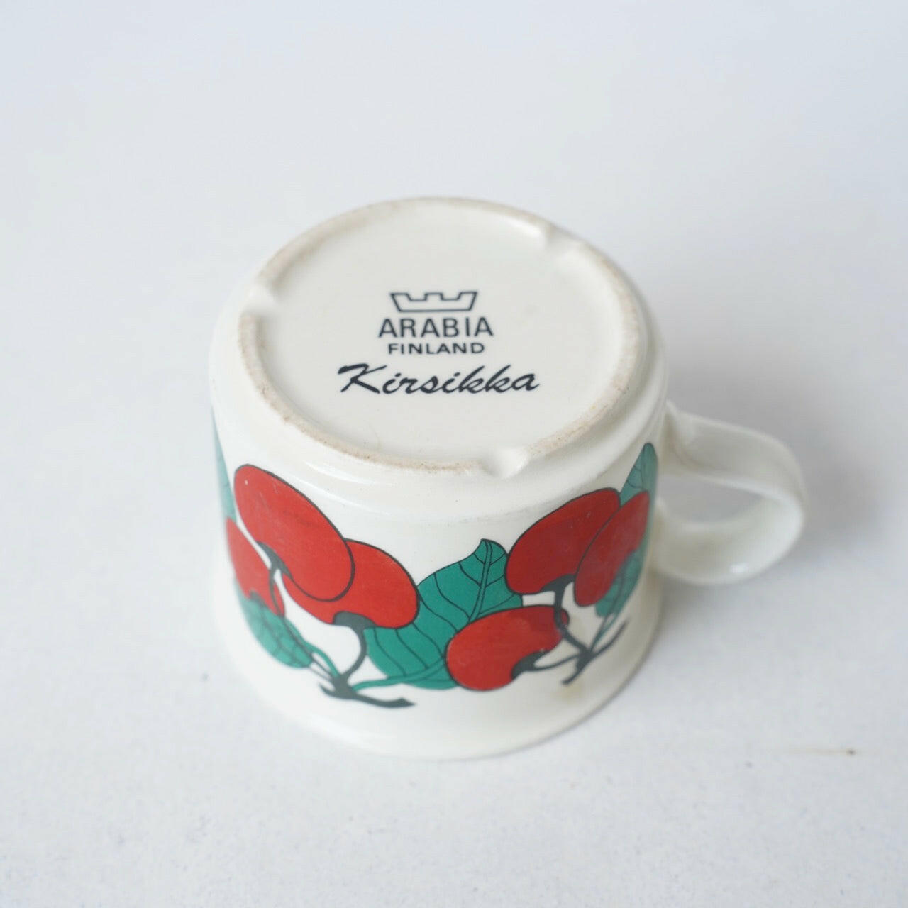訳あり ARABIA キルシッカ（Kirsikka）コーヒーカップ＆ソーサー - ディテール 7