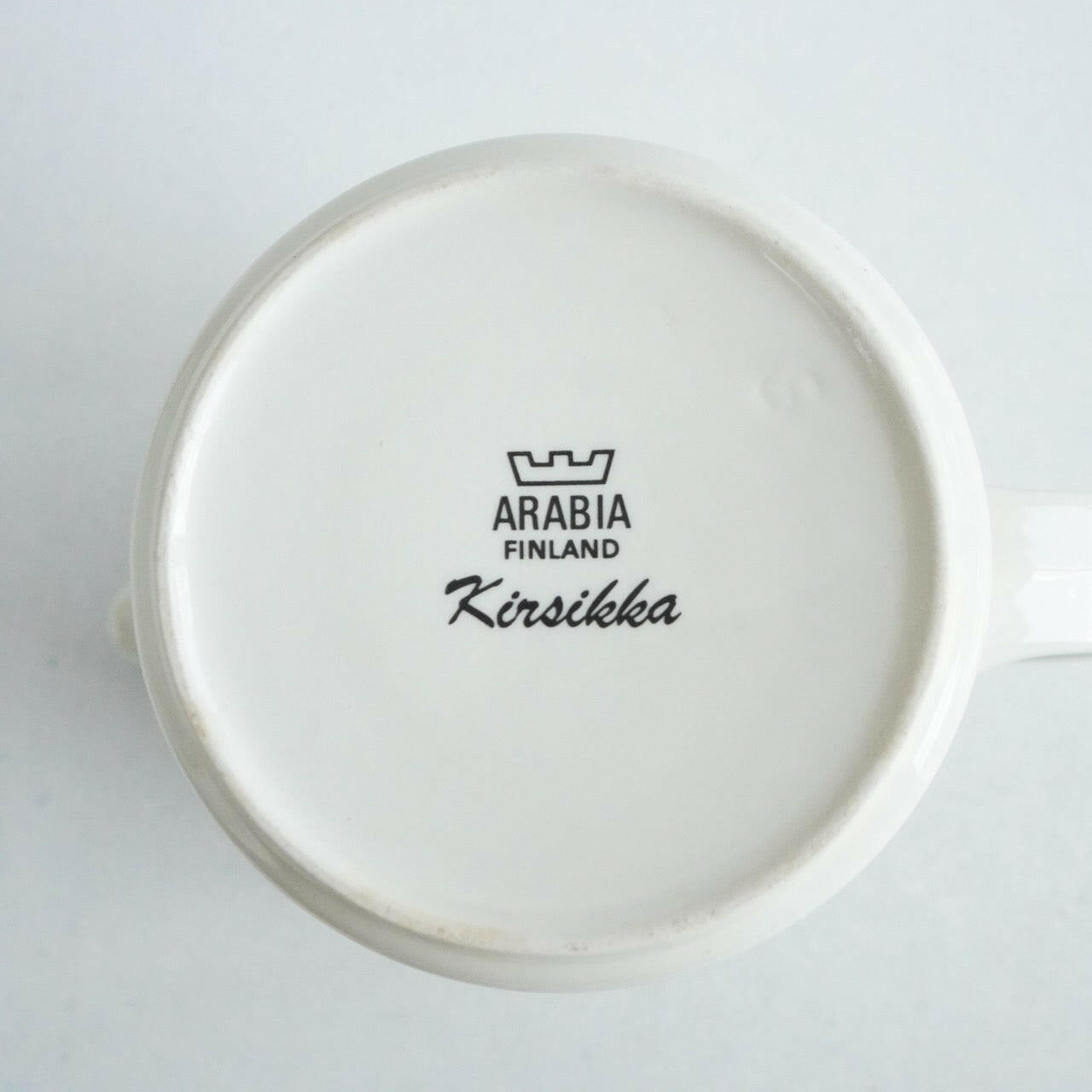 ARABIA キルシッカ（Kirsikka）コーヒーポット - バックスタンプ・裏印