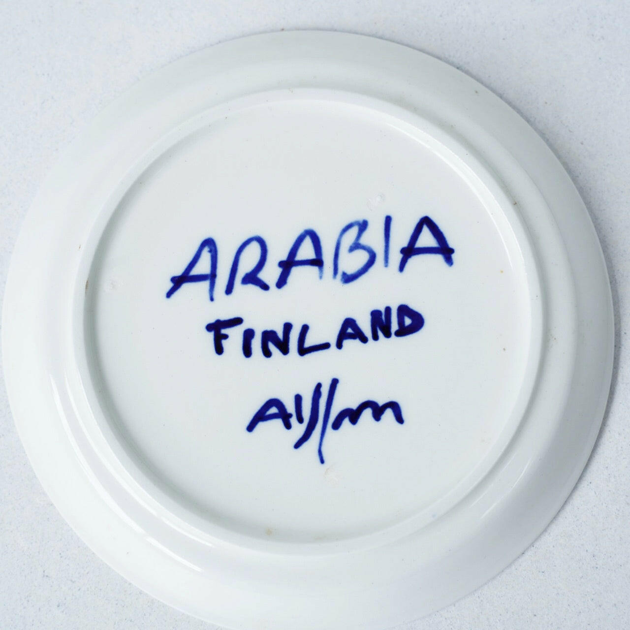 ARABIA パユ（Paju）デミタスカップ＆ソーサー - バックスタンプ・裏印