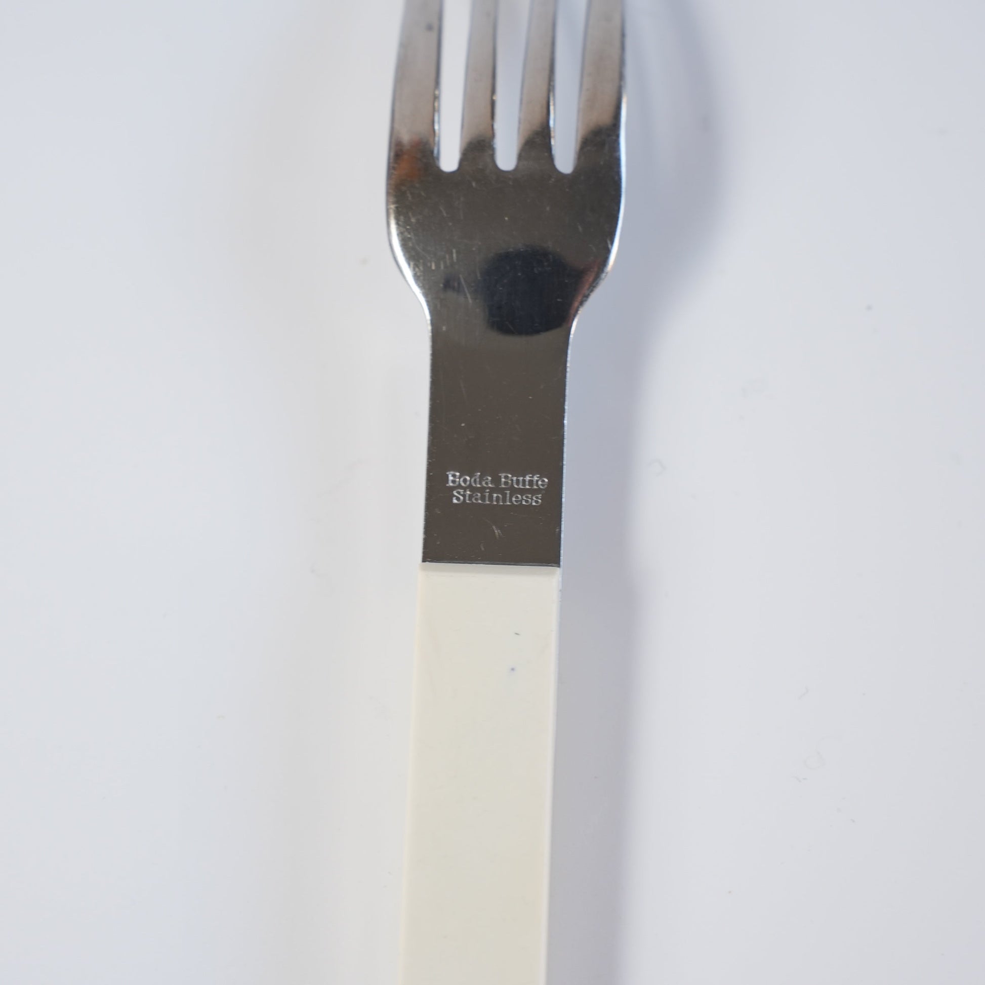 ボダ ビュッフェ（Buffé）フォーク 18.5cm シグネ・ペション=メリン デザイン - ディテール 1