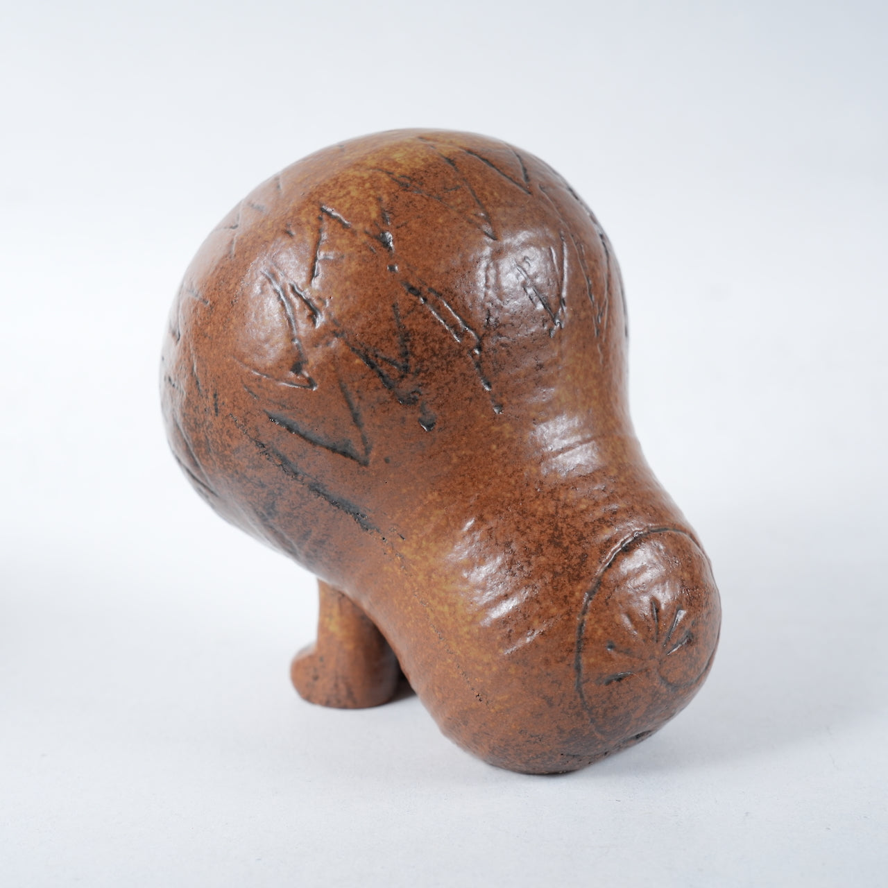 リサ・ラーソン グスタフスベリ ヴィンテージ アフリカ（Afrika）ライオン像（中） - 側面