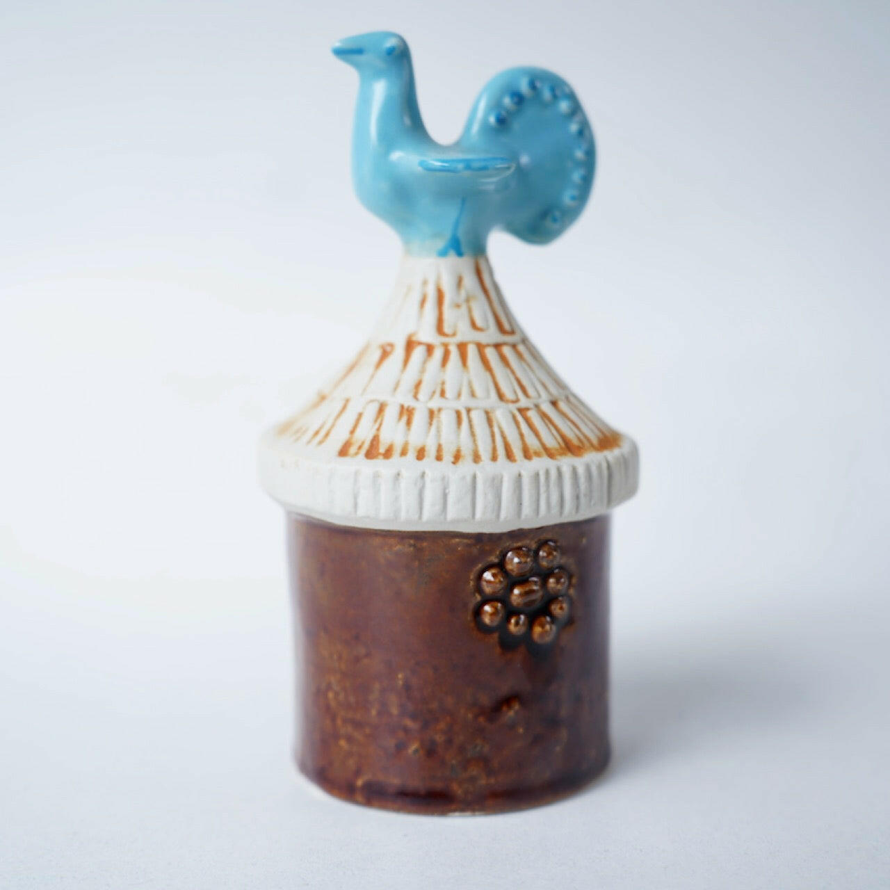 グスタフスベリ バグダッド（Baghad）No.6 鳥の屋根の家 - 側面