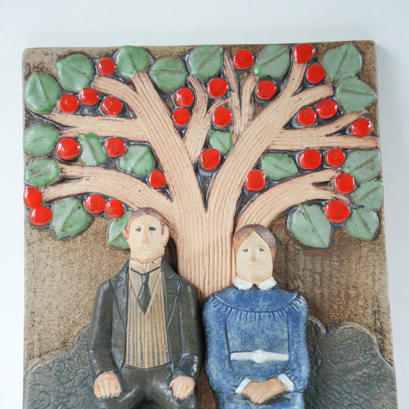 希少 950点限定 リサ・ラーソン グスタフスベリ リンゴの木の陶板 - 全体像