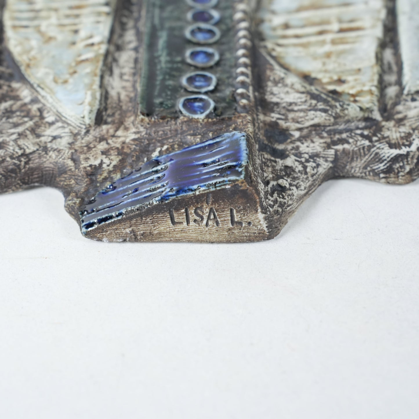 希少 リサ・ラーソン グスタフスベリ 150点限定 魚（Fisk）の陶板 - バックスタンプ・裏印