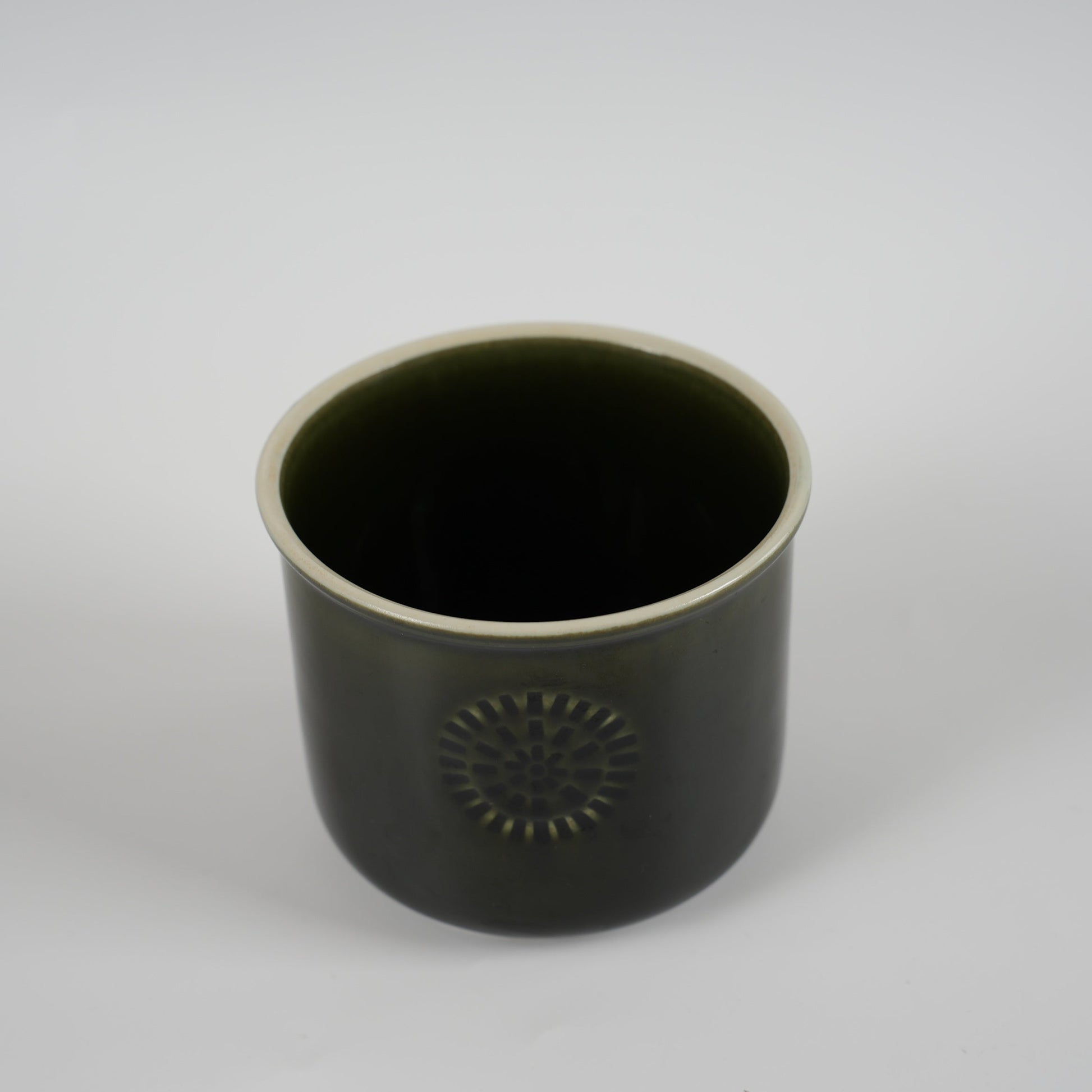 グスタフスベリ スティグ・リンドベリ（Stig Lindberg）ヴァルダーグ（Vardag）シュガーボウル 濃緑 ディスプレイ参考