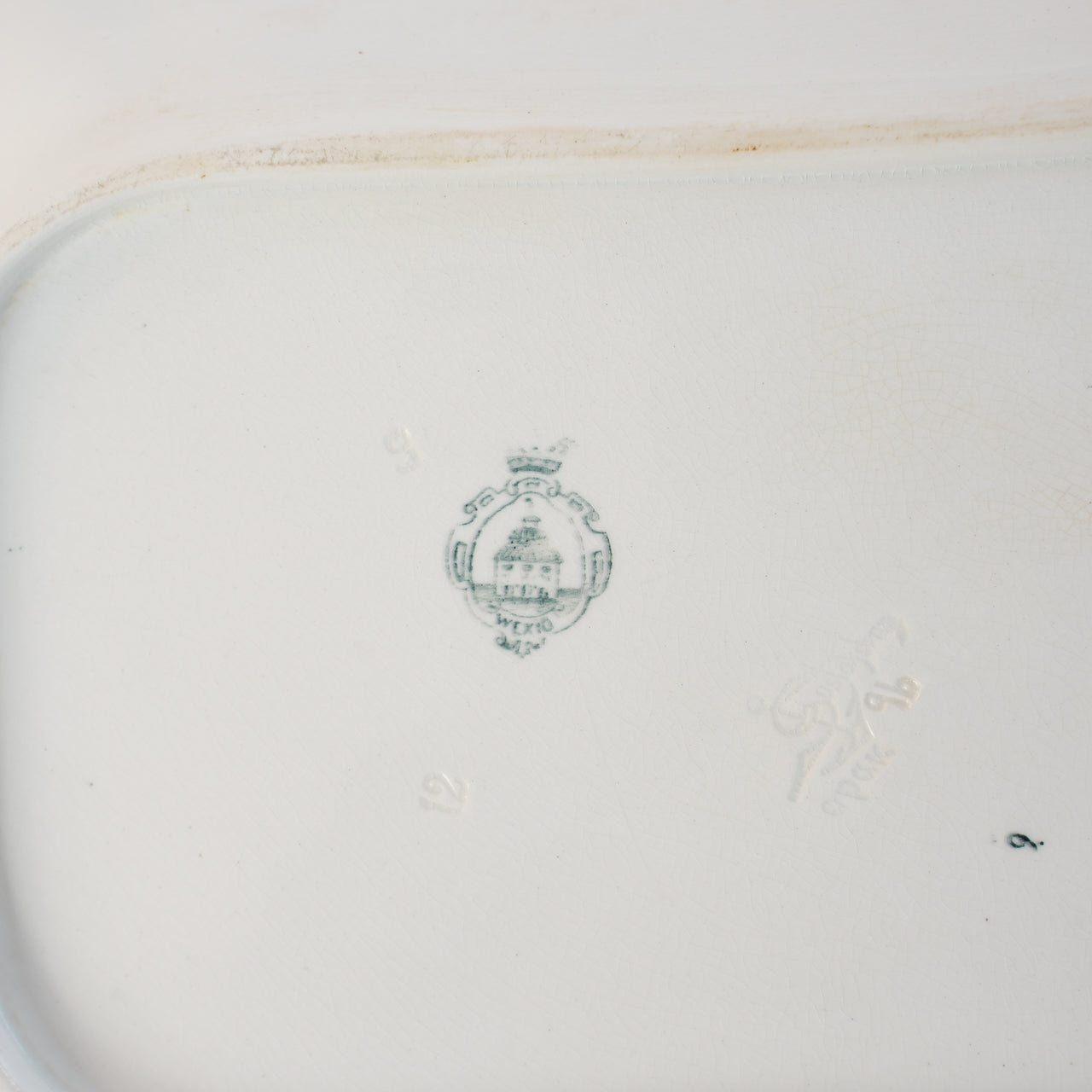 100年前の北欧皿 グスタフスベリ製 ヴェクショー（Wexiö）スクエアプレート - ディテール 2