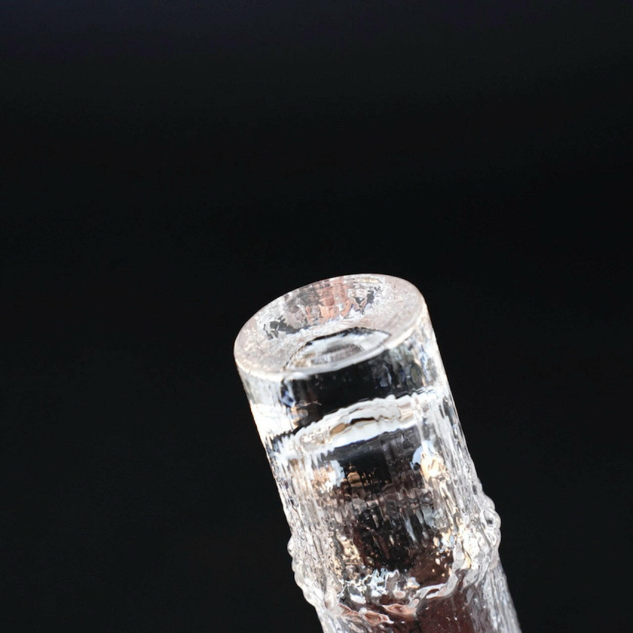 イッタラ（iittala）タピオ・ヴィルカラ ニヴァ（Niva）ヴィンテージ 細長ショットグラス コンディション詳細
