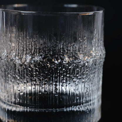 イッタラ（iittala）タピオ・ヴィルカラ ニヴァ（Niva）ヴィンテージ 大サイズ ウイスキーグラス - バックスタンプ・裏印