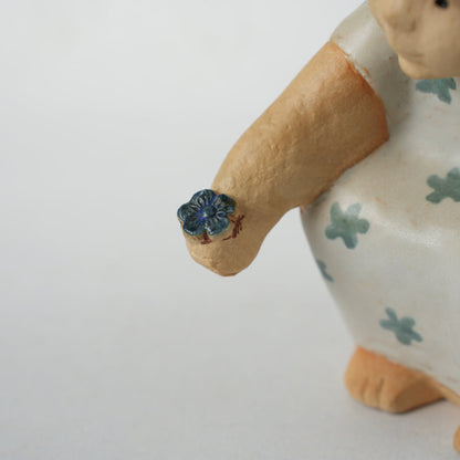 希少 リサ・ラーソン フリーランス作品 花を摘む少女 コンディション詳細