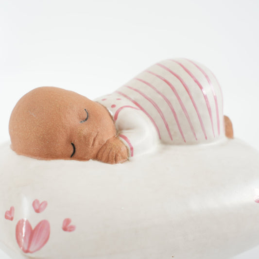 リサ・ラーソン（Lisa Larson）クッションの上の赤ちゃん（Bebis på kudde）Kスタジオ オブジェ スウェーデン 別角度