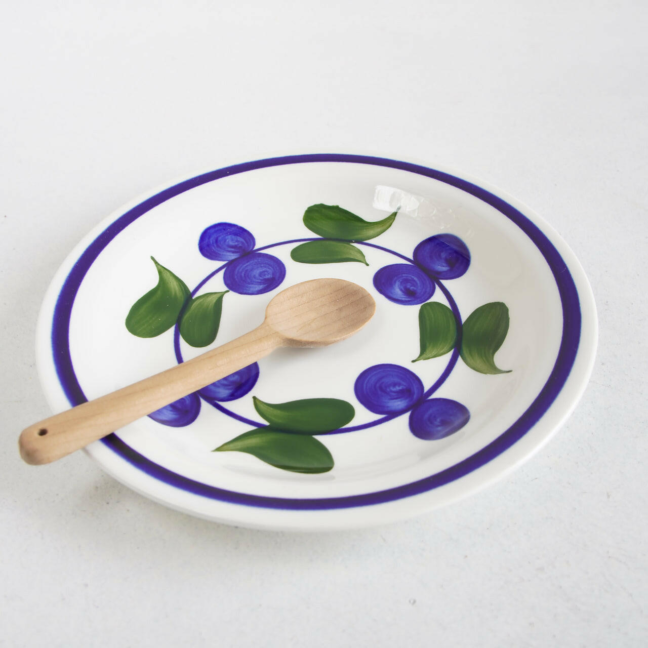 ロールストランド イレーネ（Irene）ケーキ皿 - デザイン・柄の詳細