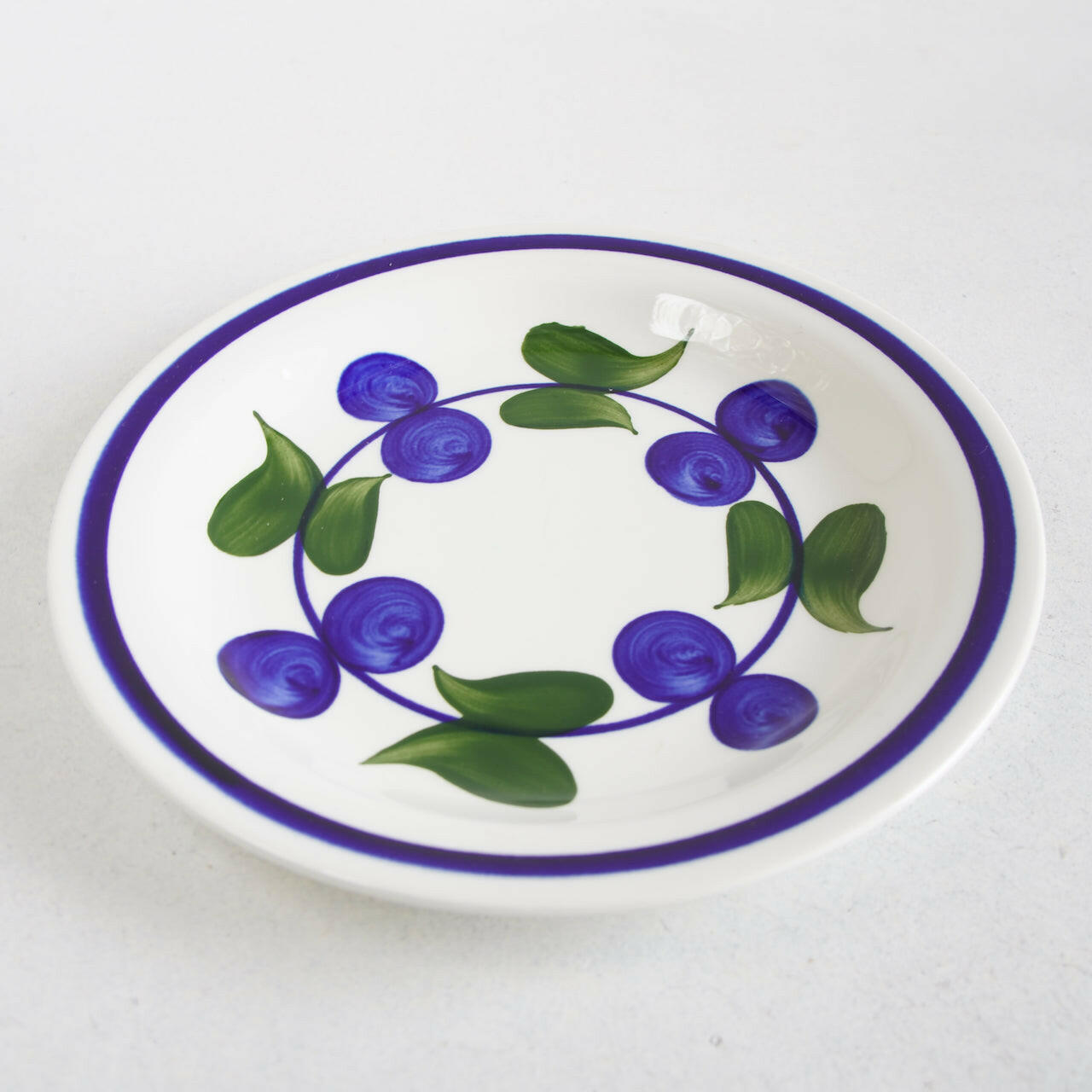 ロールストランド イレーネ（Irene）ケーキ皿 - 側面