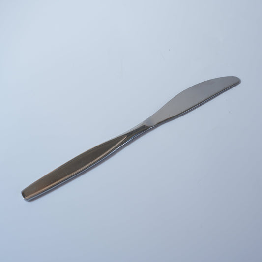 ニルスヨハン(NilsJohan)カプリ(Capri)ディナーナイフ 波刃 20.5cm アダム・ティルストルップ 北欧ヴィンテージカトラリー 別角度