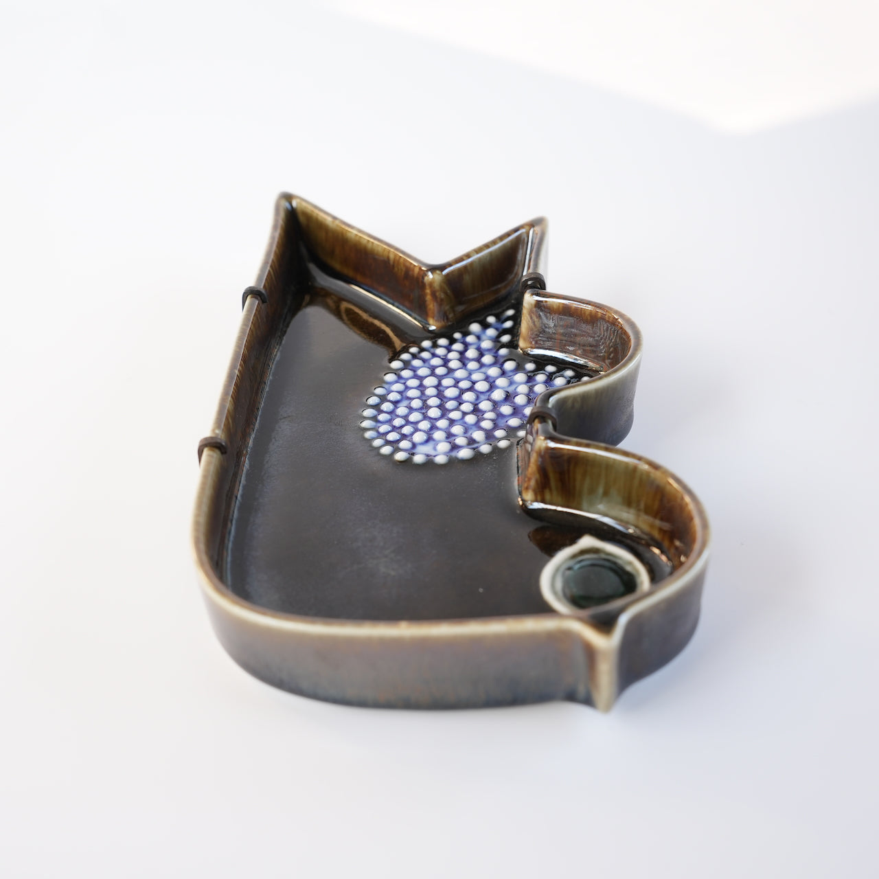 シルビア・レウショヴィウス 陶板 鳥モチーフ ロールストランド スタジオ作品 - 側面