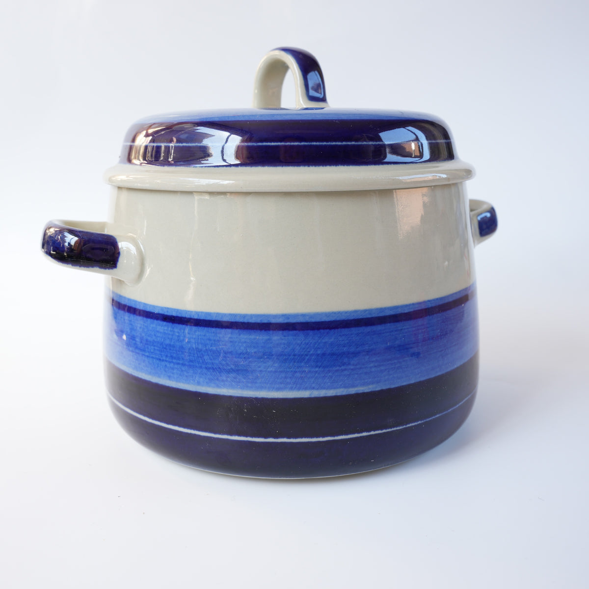 ロールストランド ミラマーレ（Mira Mare）蓋付きキャセロール 大（16cm） サイズ感