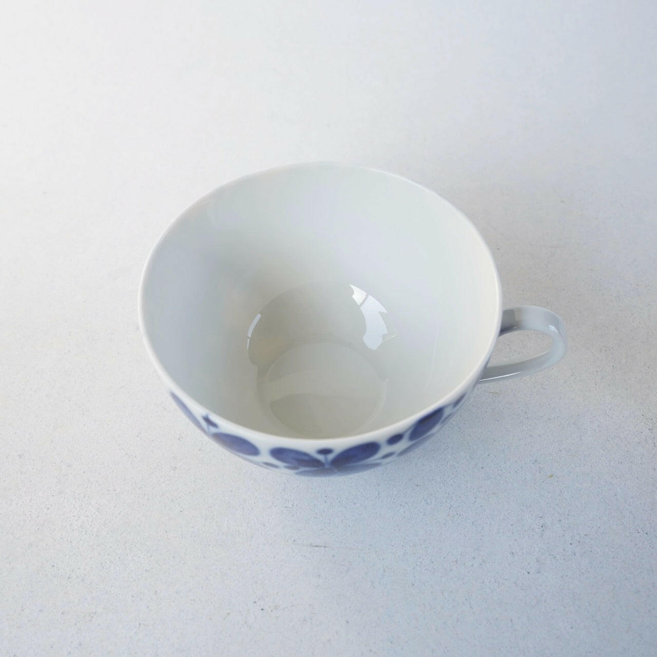 廃盤品 バックスタンプなし ロールストランド モナミ（Mon amie）ヴィンテージ ティーカップ＆ソーサー - 北欧食器タックショミュッケ