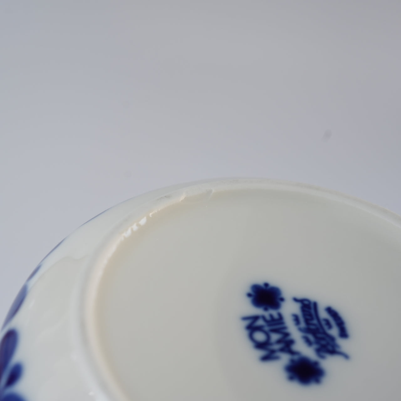 ロールストランド（Rorstrand）モナミ（Mon Amie）コーヒーポット 裏面（バックスタンプ）