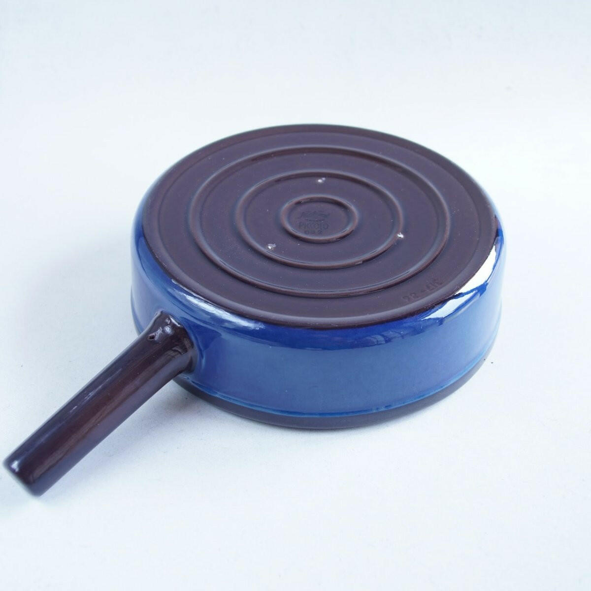1970年代 ロールストランド（Rörstrand）ピッコロ（Piccolo）片手鍋 - 北欧食器Tacksamycket