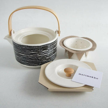 マリメッコ（marimekko）ティーポット シイルトラプータルハ