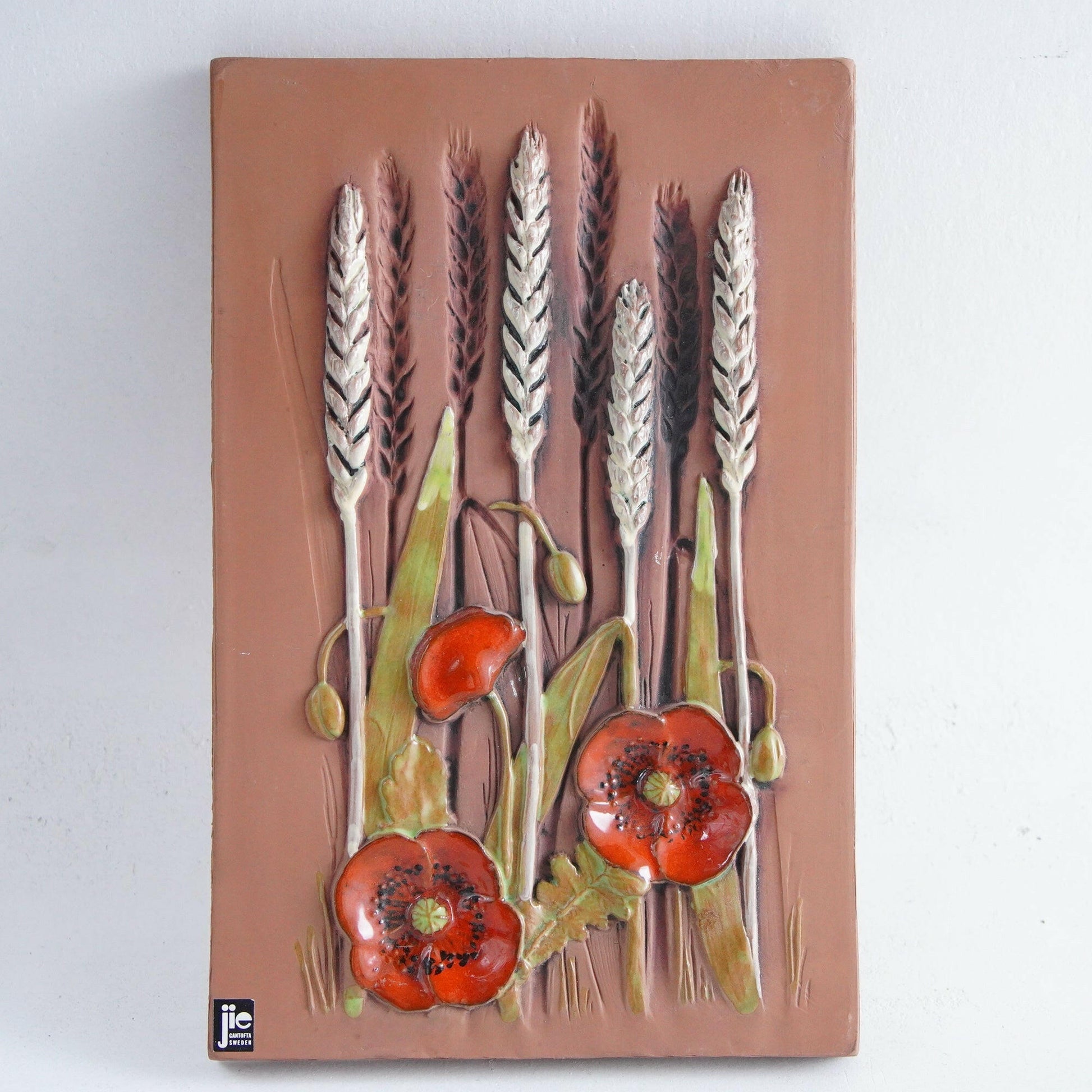 ジイ・ガントフタ 大サイズ陶板 No. 768「小麦と赤い花」 - 北欧食器Tacksamycket